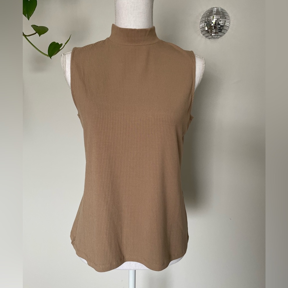 Chico’s Sleeveless Top Ribbed Women’s Sweater Tank